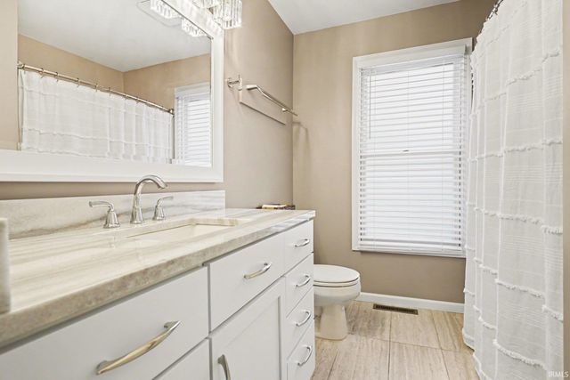 20981 Rivers Edge Drive, Goshen, IN 46528