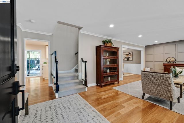 4593 Del Valle Parkway, Pleasanton, CA 94566