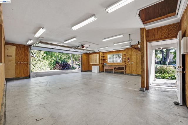 4593 Del Valle Parkway, Pleasanton, CA 94566