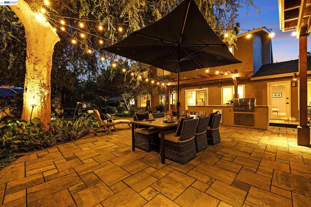4593 Del Valle Parkway, Pleasanton, CA 94566