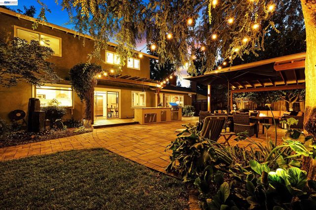 4593 Del Valle Parkway, Pleasanton, CA 94566