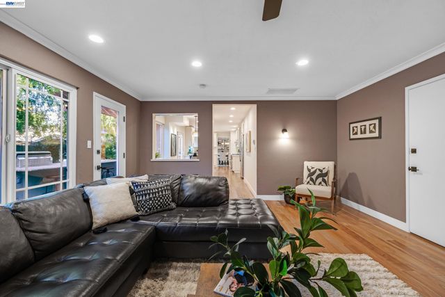 4593 Del Valle Parkway, Pleasanton, CA 94566