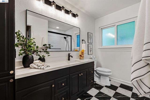 4593 Del Valle Parkway, Pleasanton, CA 94566