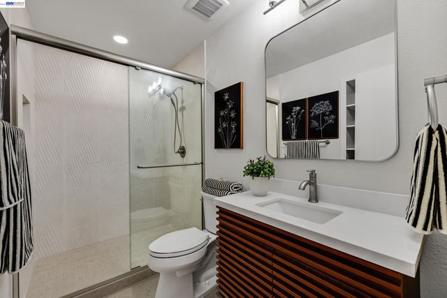 4593 Del Valle Parkway, Pleasanton, CA 94566