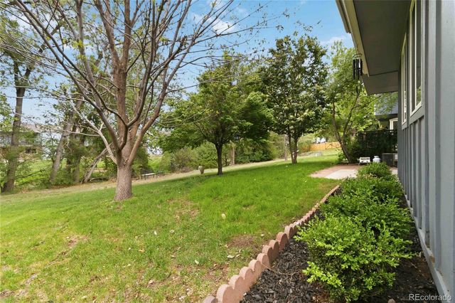 391 Upham Street, Lakewood, CO 80226
