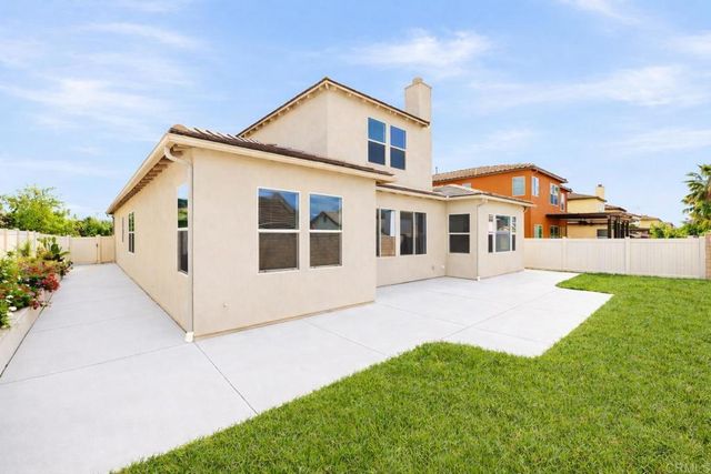 571 Trovita Court, Escondido, CA 92027