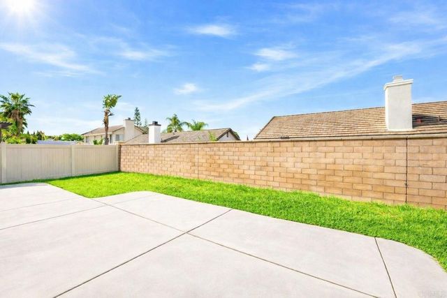 571 Trovita Court, Escondido, CA 92027