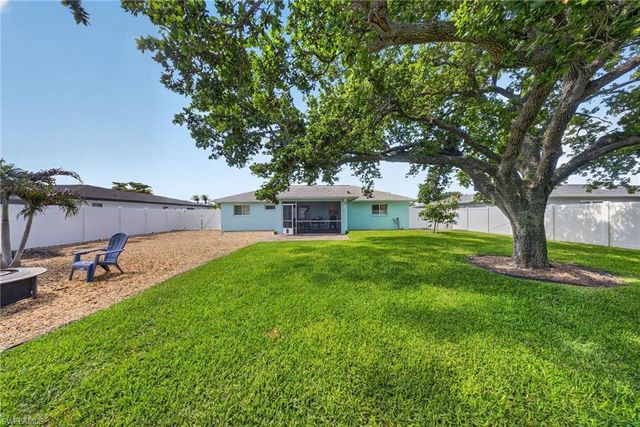 1309 SE 37th TER, Cape Coral, FL 33904