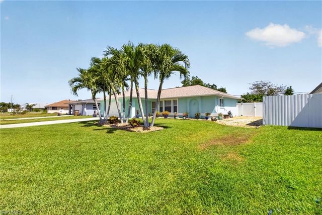 1309 SE 37th TER, Cape Coral, FL 33904
