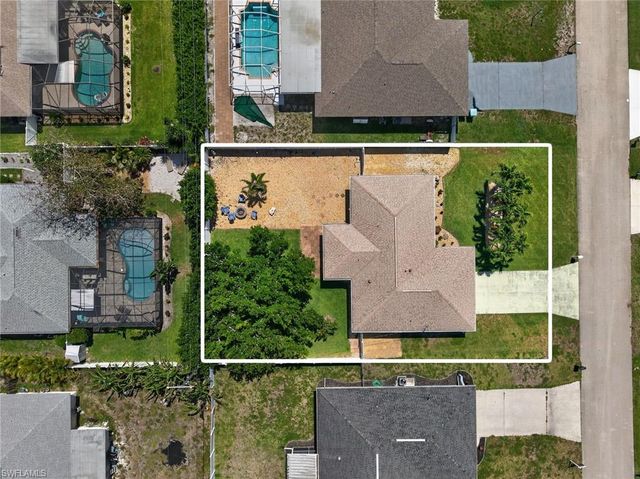 1309 SE 37th TER, Cape Coral, FL 33904