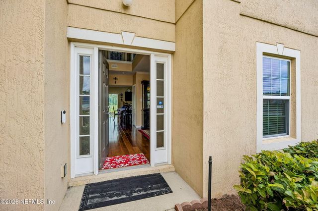 10262 MAGNOLIA HILLS Drive, Jacksonville, FL 32210