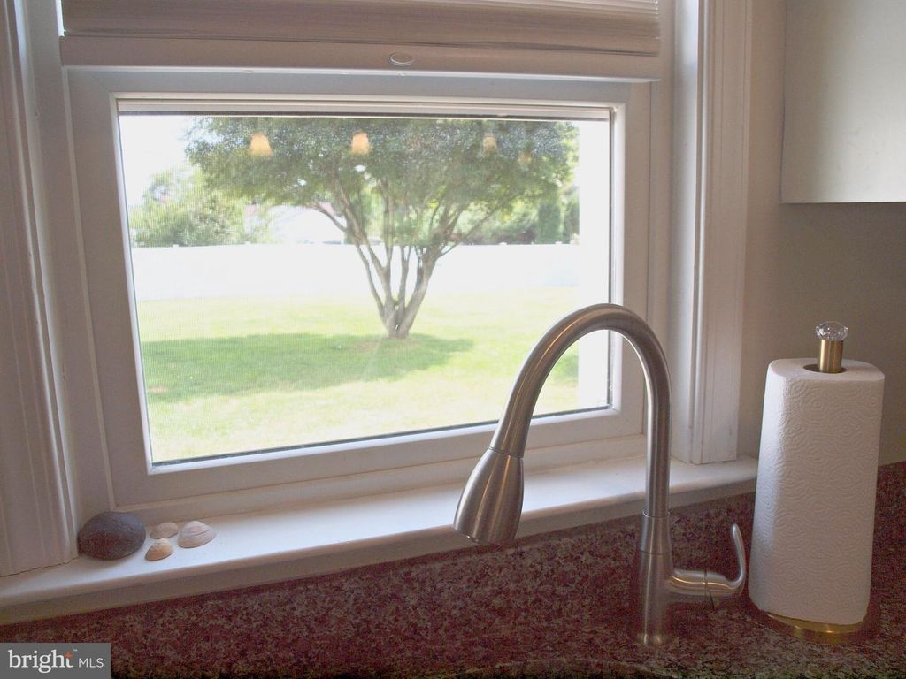 8 LAUREL LN, PLYMOUTH MEETING, PA 19462 — photo 5