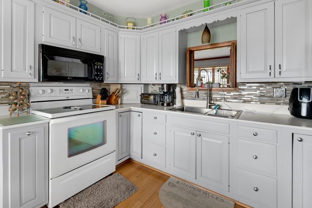 1007 W Corning Road, Beecher, IL 60401