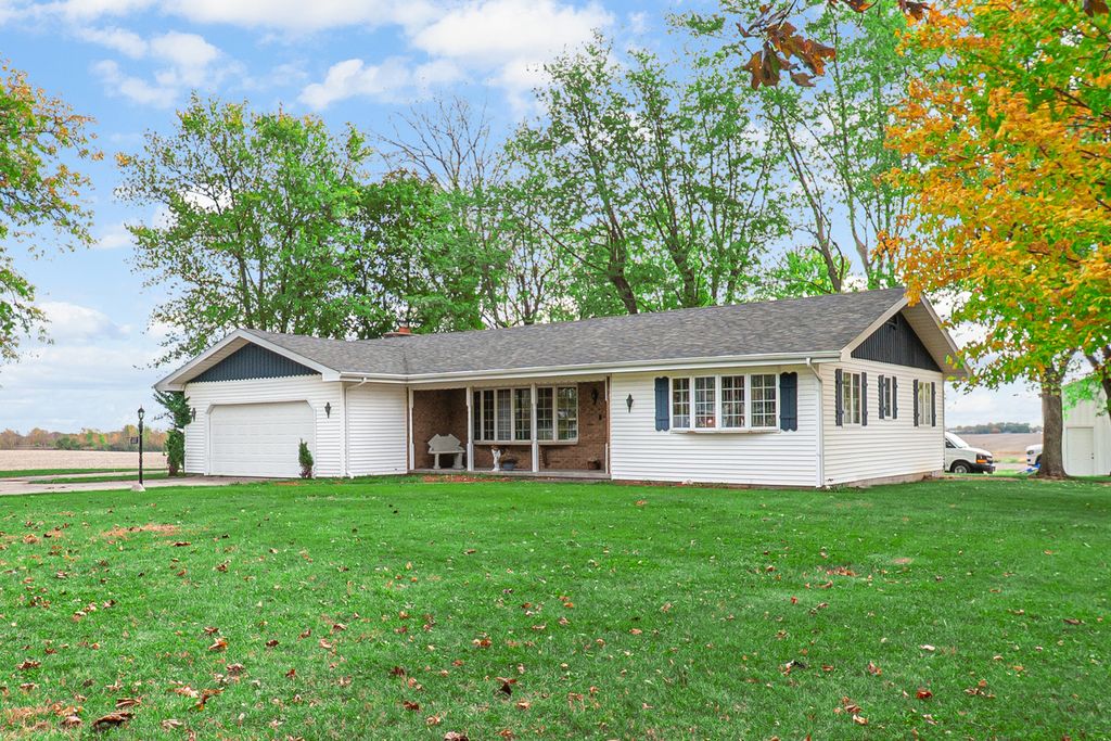 1007 W Corning Road, Beecher, IL 60401