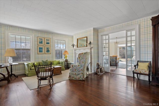 11 Shinnecock Road, Quogue, NY 11959