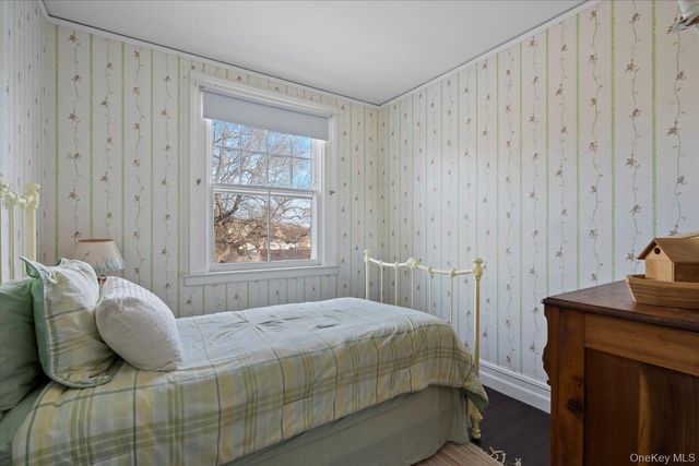 11 Shinnecock Road, Quogue, NY 11959