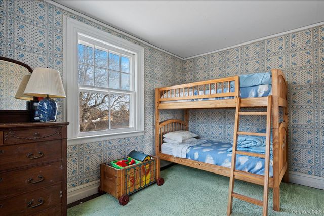 11 Shinnecock Road, Quogue, NY 11959