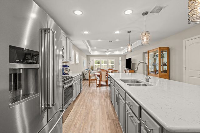 804 Hidden Eddy Drive, Mckinney, TX 75071