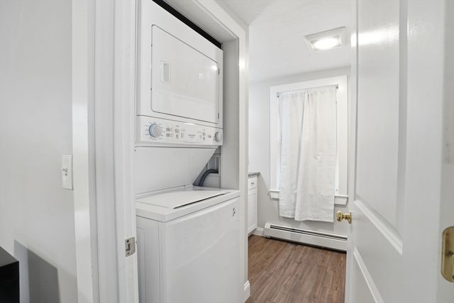 72 Pembroke Ave, Acushnet, MA 02743