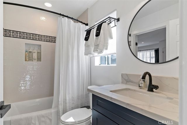 409 N Avon, Burbank, CA 91505