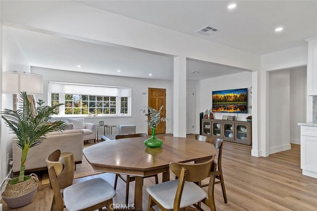 409 N Avon, Burbank, CA 91505