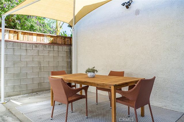 409 N Avon, Burbank, CA 91505