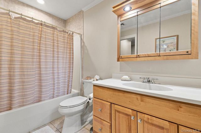 7 Lauro Ridge Court, Mahopac, NY 10541