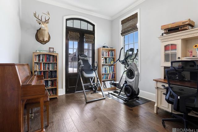 13013 W Waterside Dr, Baton Rouge, LA 70818