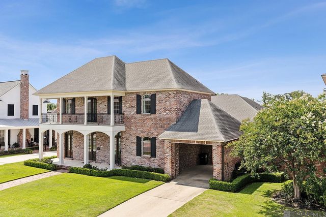 13013 W Waterside Dr, Baton Rouge, LA 70818