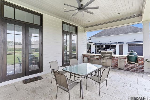 13013 W Waterside Dr, Baton Rouge, LA 70818