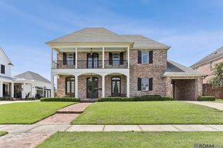 13013 W Waterside Dr, Baton Rouge, LA 70818