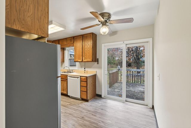 2057 Giesmann Street, Roseville, MN 55113