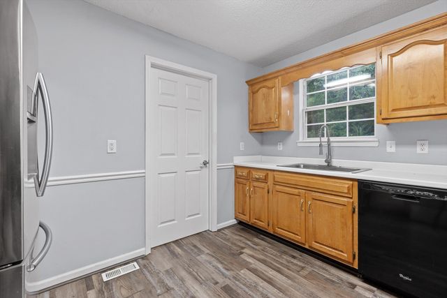 413 Ashley Drive, Soddy Daisy, TN 37379