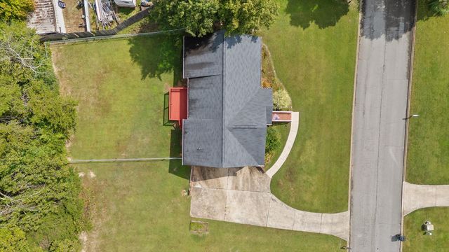 413 Ashley Drive, Soddy Daisy, TN 37379