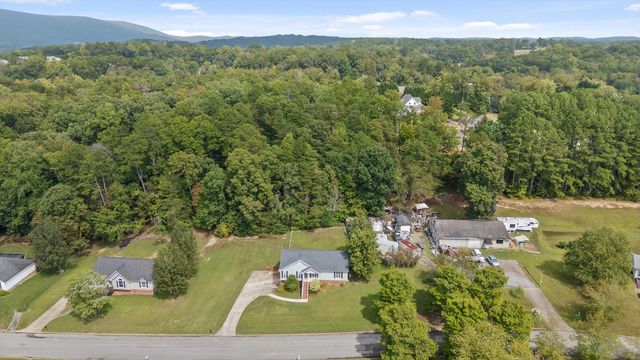 413 Ashley Drive, Soddy Daisy, TN 37379