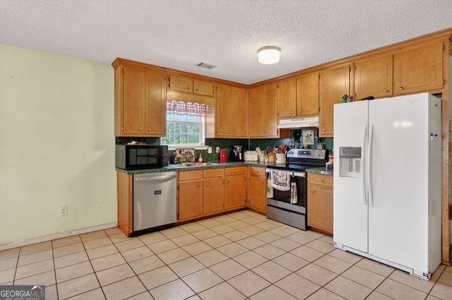 108 Smithsonia Road, Nicholson, GA 30565