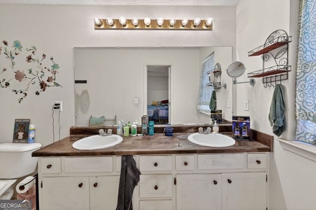 108 Smithsonia Road, Nicholson, GA 30565