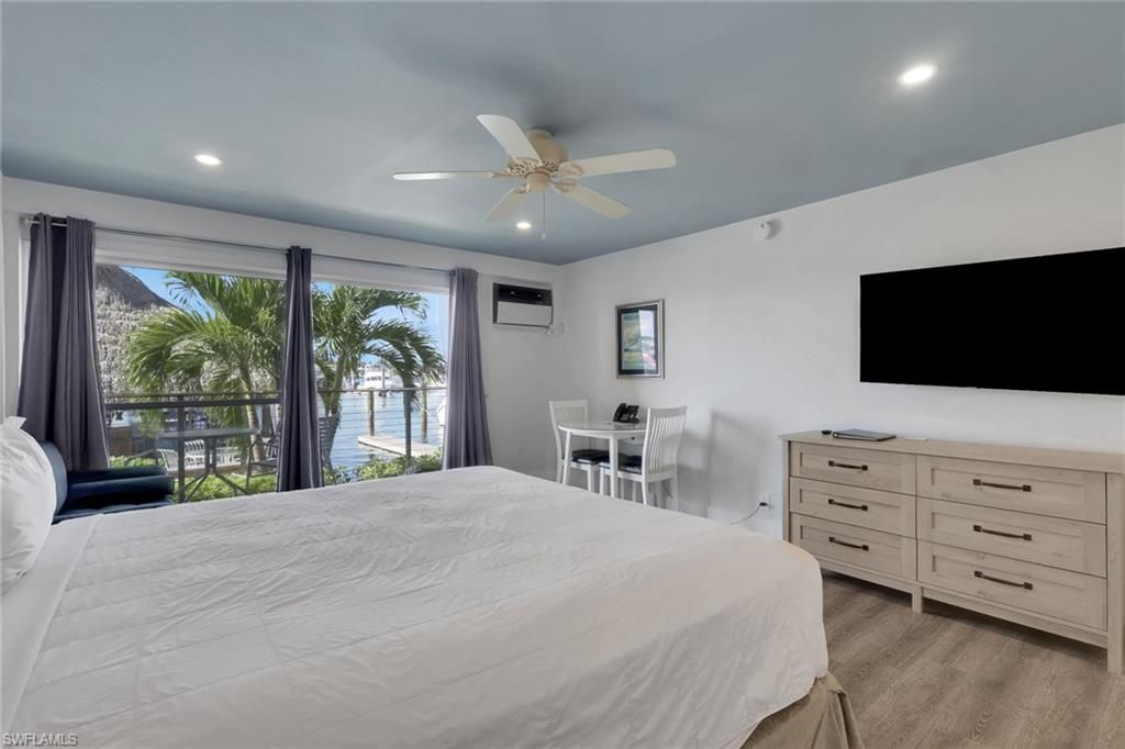 900 Broad AVE S 139, NAPLES, FL 34102 — photo 2