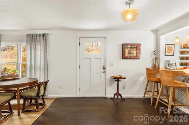 5 Shadowlawn Drive, Asheville, NC 28806
