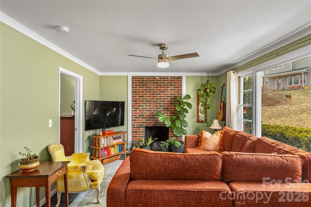 5 Shadowlawn Drive, Asheville, NC 28806