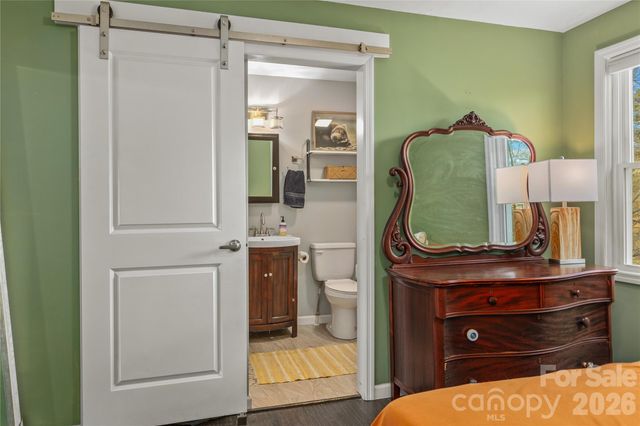 5 Shadowlawn Drive, Asheville, NC 28806