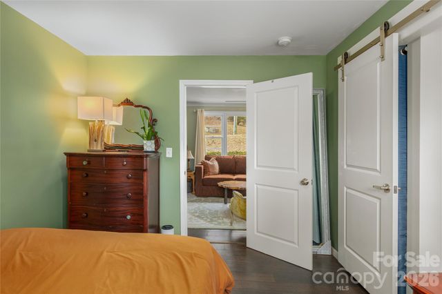 5 Shadowlawn Drive, Asheville, NC 28806