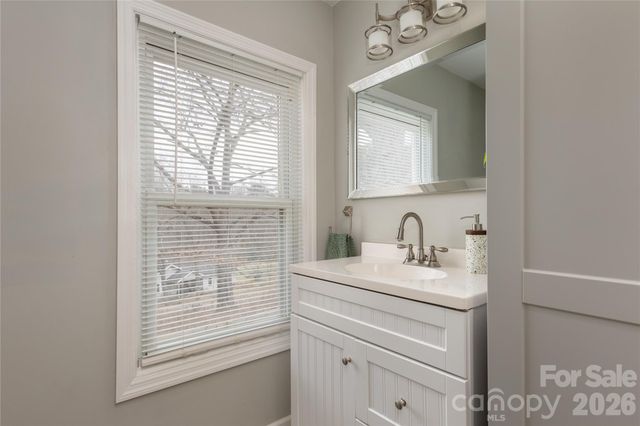 5 Shadowlawn Drive, Asheville, NC 28806