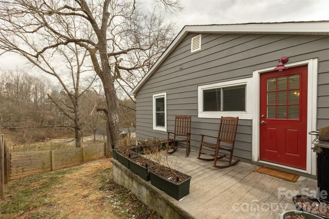 5 Shadowlawn Drive, Asheville, NC 28806