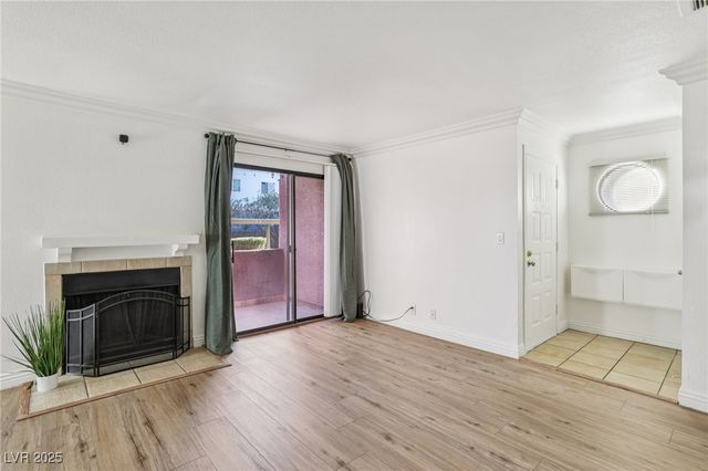 4050 Pacific Harbors Drive 112, Las Vegas, NV 89121