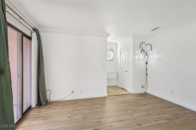 4050 Pacific Harbors Drive 112, Las Vegas, NV 89121