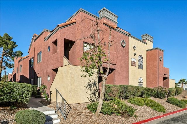 4050 Pacific Harbors Drive 112, Las Vegas, NV 89121