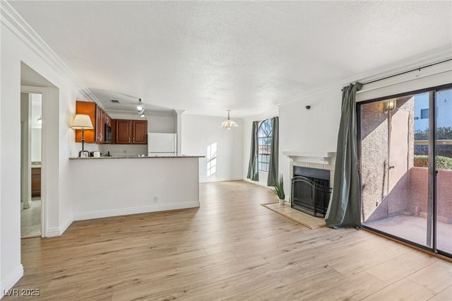 4050 Pacific Harbors Drive 112, Las Vegas, NV 89121