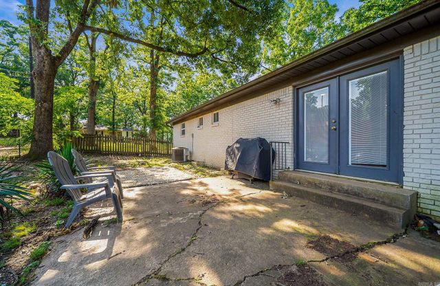 2 Ohio Cove, Little Rock, AR 72227