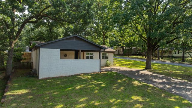 2 Ohio Cove, Little Rock, AR 72227